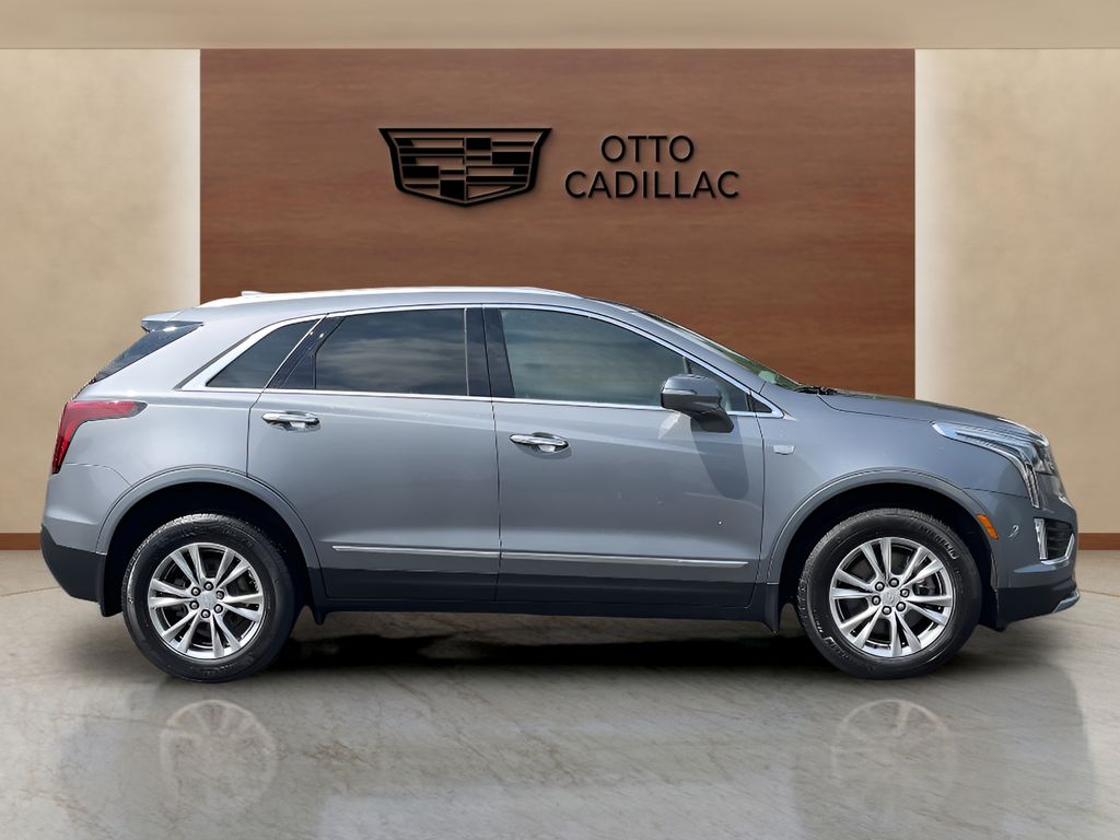 used 2022 Cadillac XT5 car, priced at $29,950