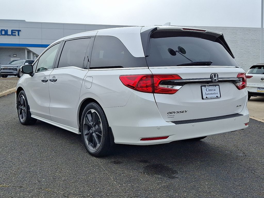 used 2024 Honda Odyssey car, priced at $40,995