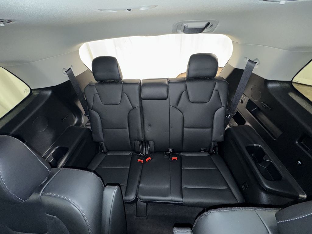 new 2025 Kia Telluride car, priced at $41,179