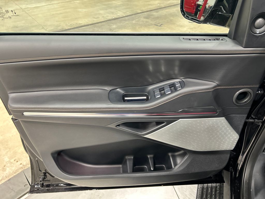 new 2025 Lincoln Navigator car, priced at $121,730