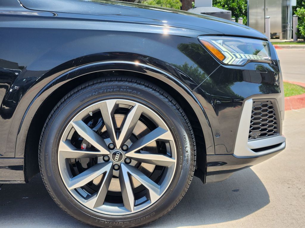 used 2023 Audi SQ7 car, priced at $71,993