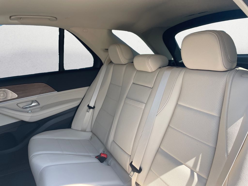 new 2026 Mercedes-Benz GLE car