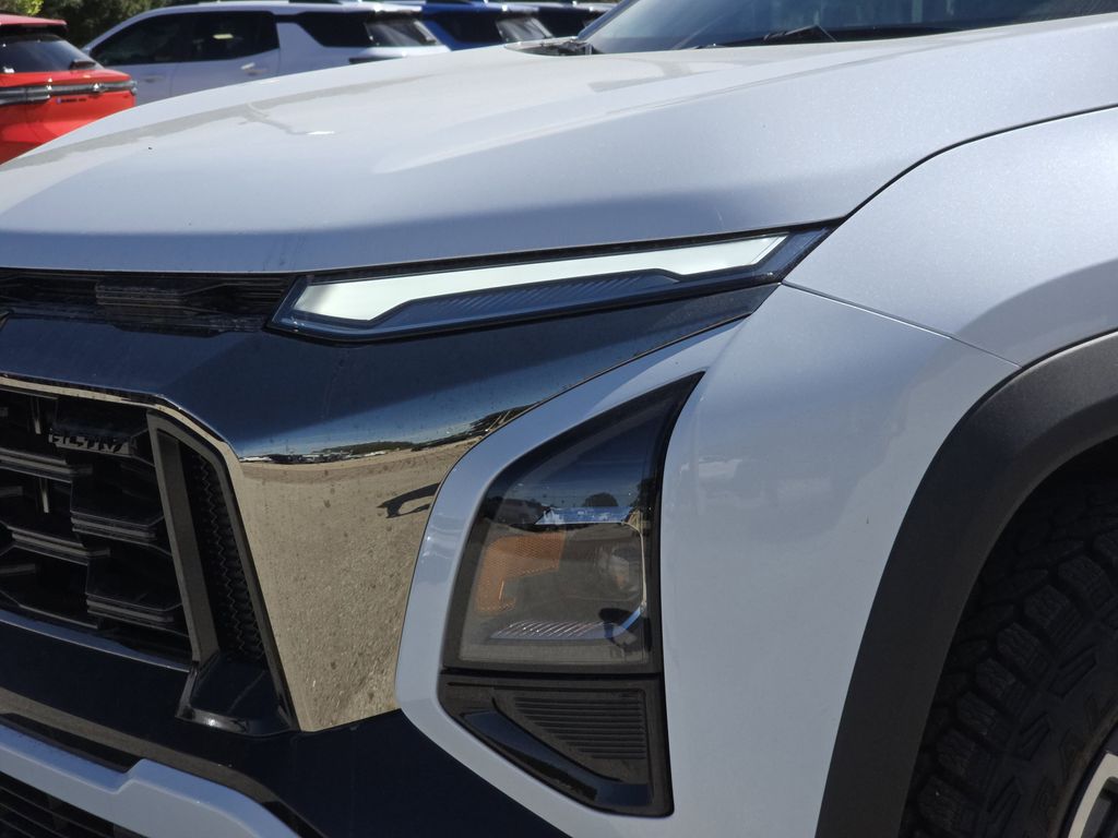 new 2026 Chevrolet Equinox car, priced at $31,895