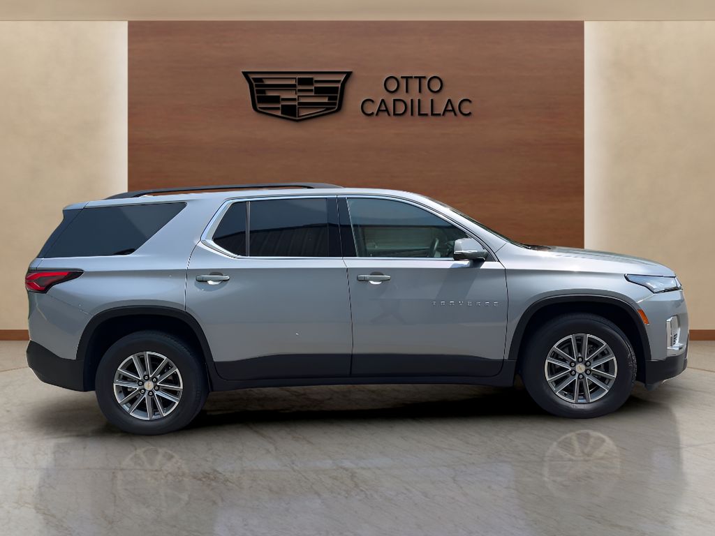 used 2023 Chevrolet Traverse car, priced at $33,700