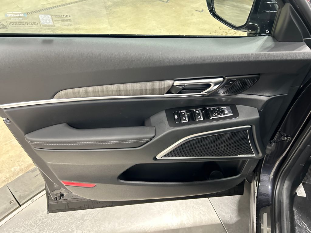 new 2025 Kia Telluride car, priced at $48,674
