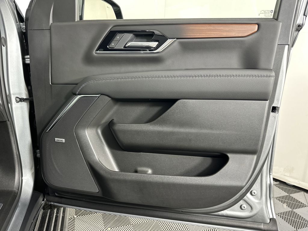 new 2025 GMC Yukon XL car, priced at $98,644