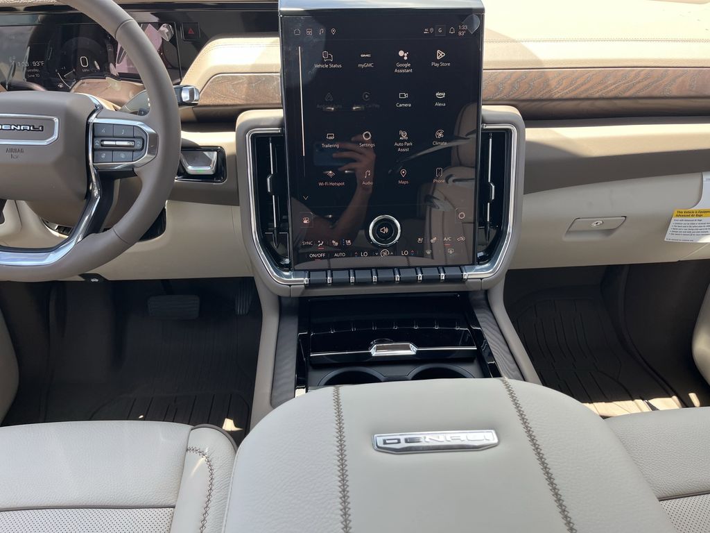 new 2025 GMC Yukon car, priced at $83,290