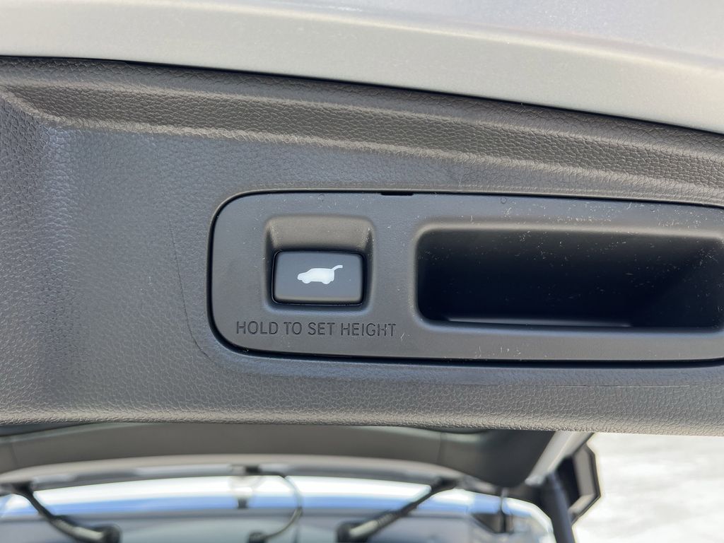new 2026 Honda CR-V Hybrid car, priced at $38,813