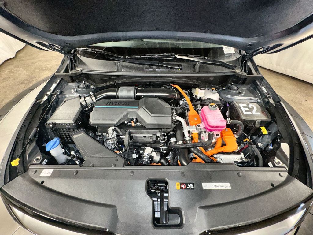 new 2025 Kia Sportage Hybrid car, priced at $33,615