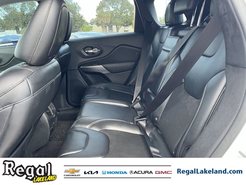 used 2019 Jeep Cherokee car, priced at $16,593