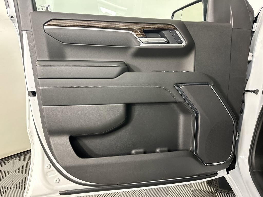 new 2025 GMC Sierra 1500 car, priced at $50,790
