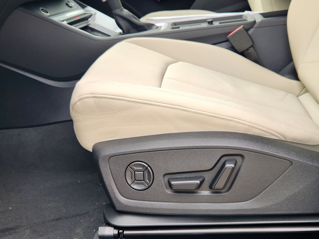 new 2025 Audi Q3 car, priced at $45,450