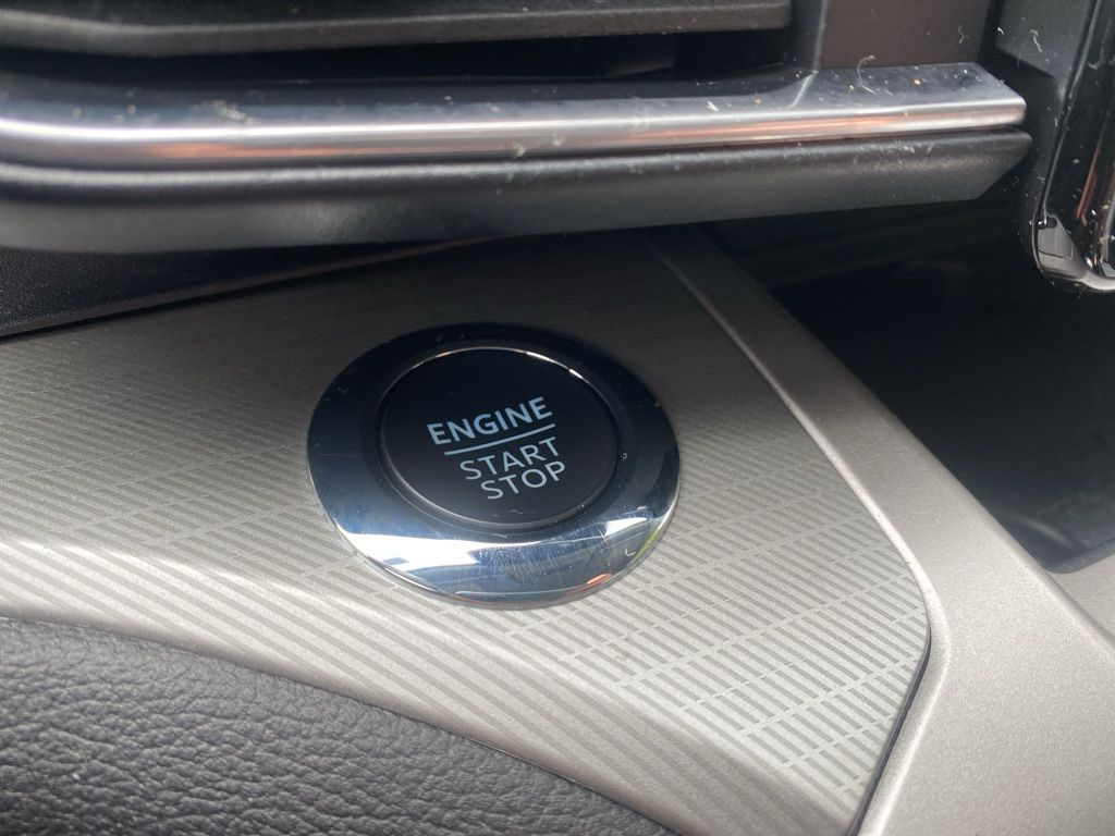 used 2022 Ford Explorer car, priced at $31,995