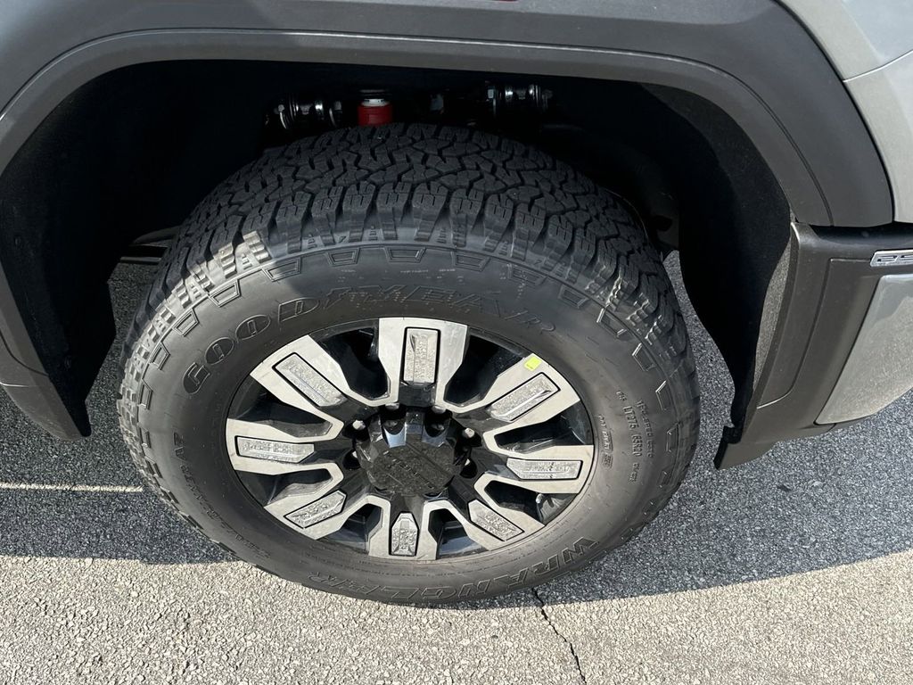 new 2025 GMC Sierra 2500HD car, priced at $86,009