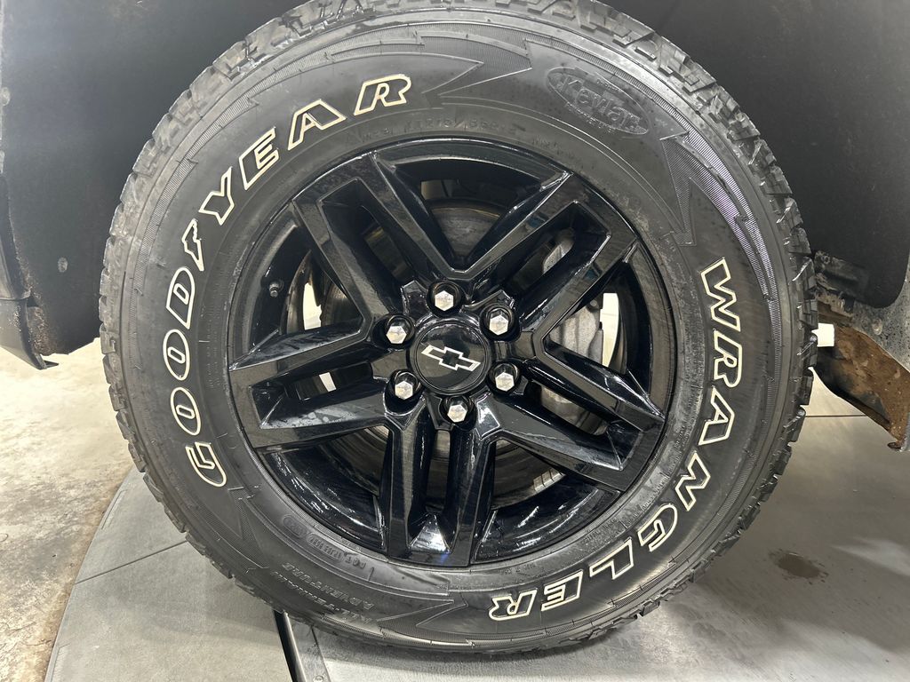 used 2020 Chevrolet Silverado 1500 car, priced at $38,921
