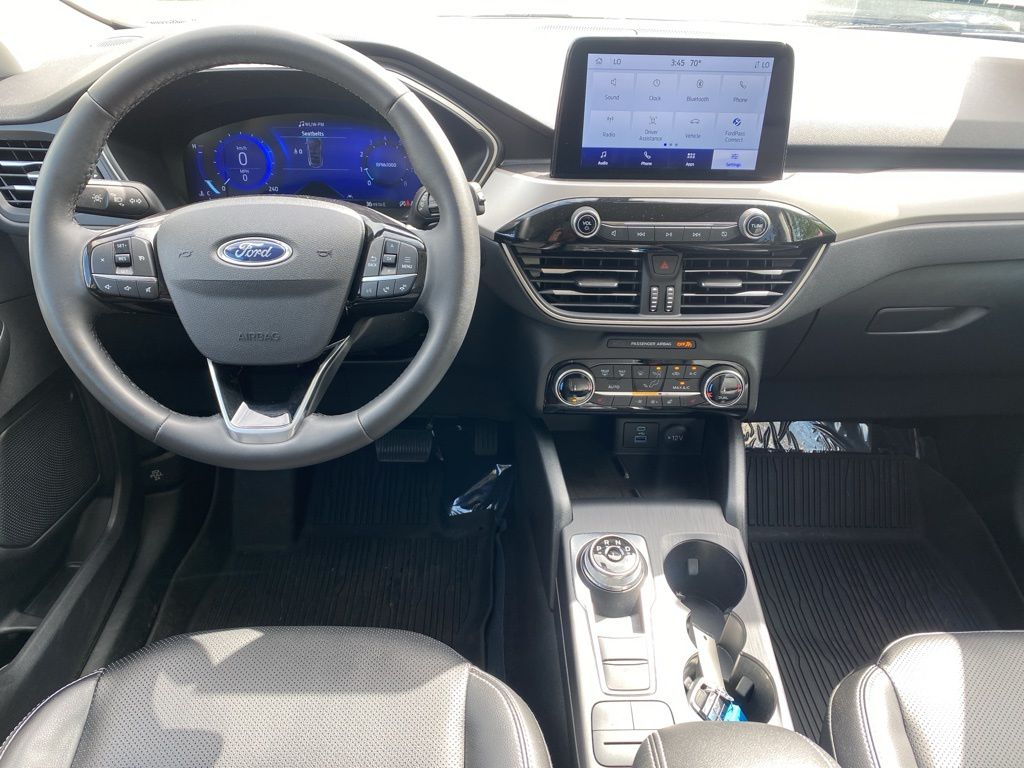 used 2022 Ford Escape car, priced at $23,995