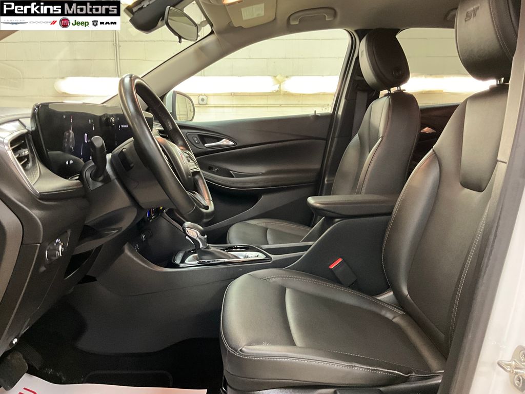 used 2024 Buick Encore GX car, priced at $23,280
