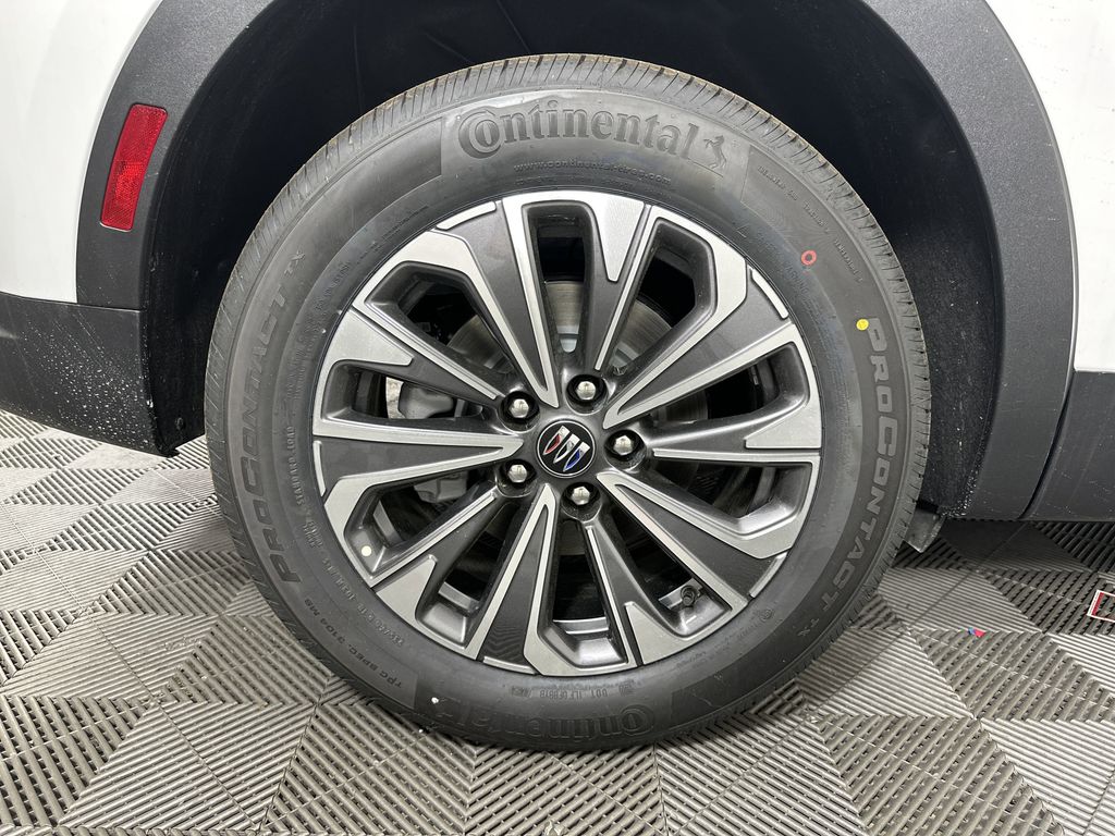 new 2025 Buick Envision car, priced at $35,245