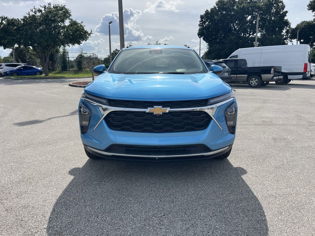 new 2025 Chevrolet Trax car, priced at $23,241