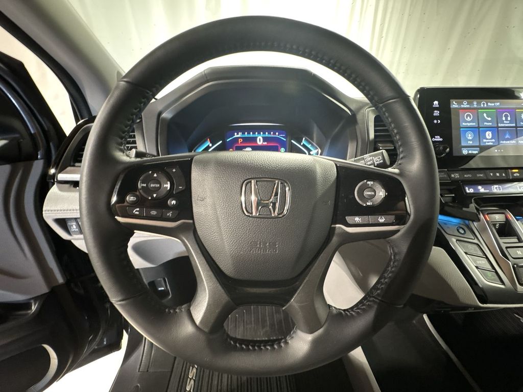 used 2024 Honda Odyssey car, priced at $39,903