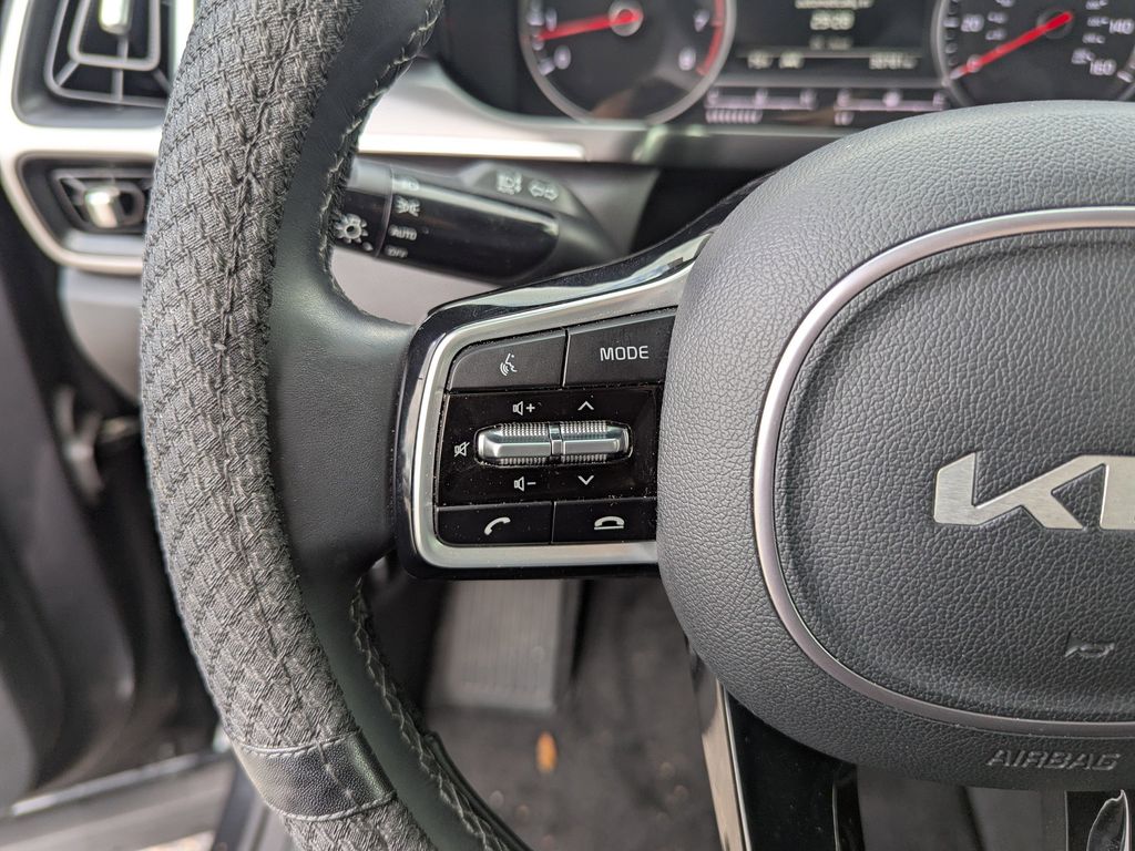 used 2023 Kia Sorento car, priced at $24,692