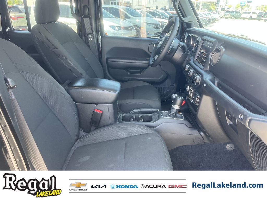 used 2023 Jeep Gladiator car, priced at $32,174