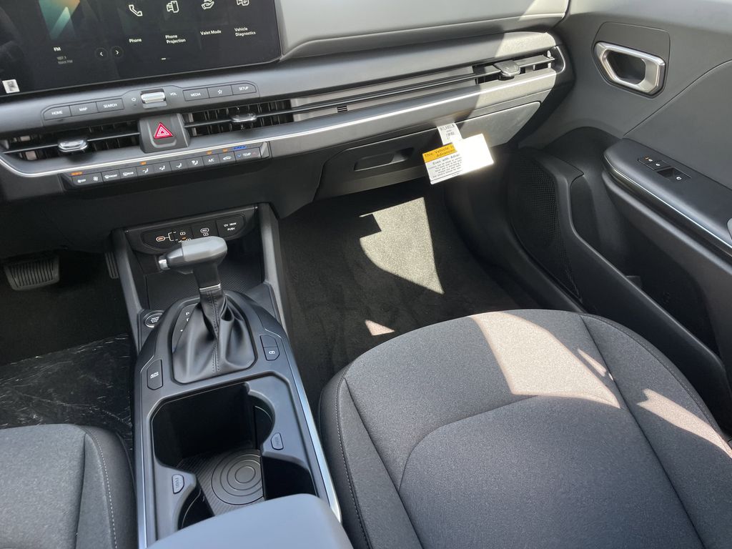 new 2025 Kia K4 car, priced at $23,123