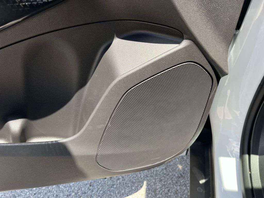 new 2025 Chevrolet Trax car, priced at $22,862