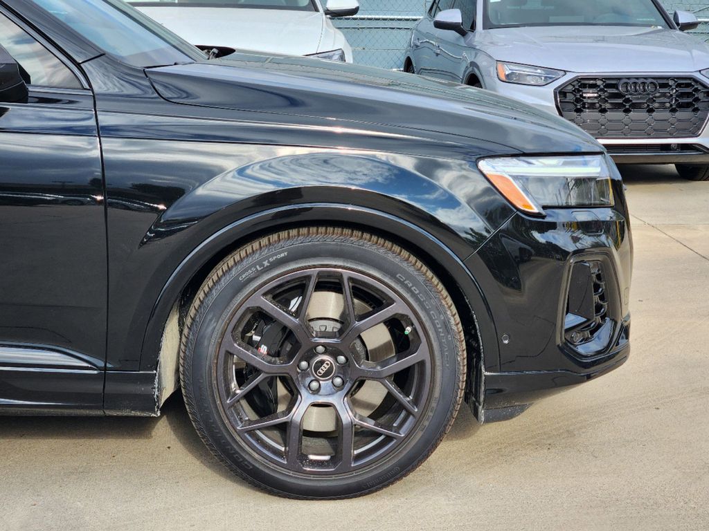 new 2025 Audi SQ7 car, priced at $100,140