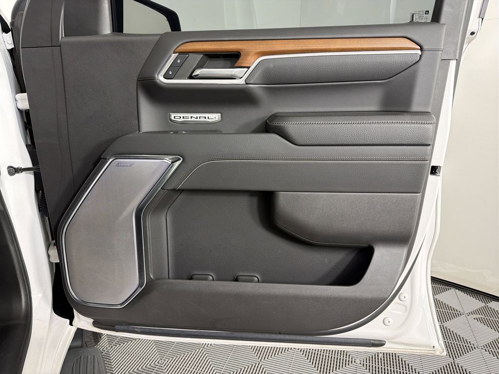 used 2023 GMC Sierra 1500 car, priced at $49,997