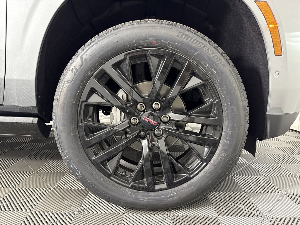 new 2025 GMC Yukon XL car, priced at $88,454
