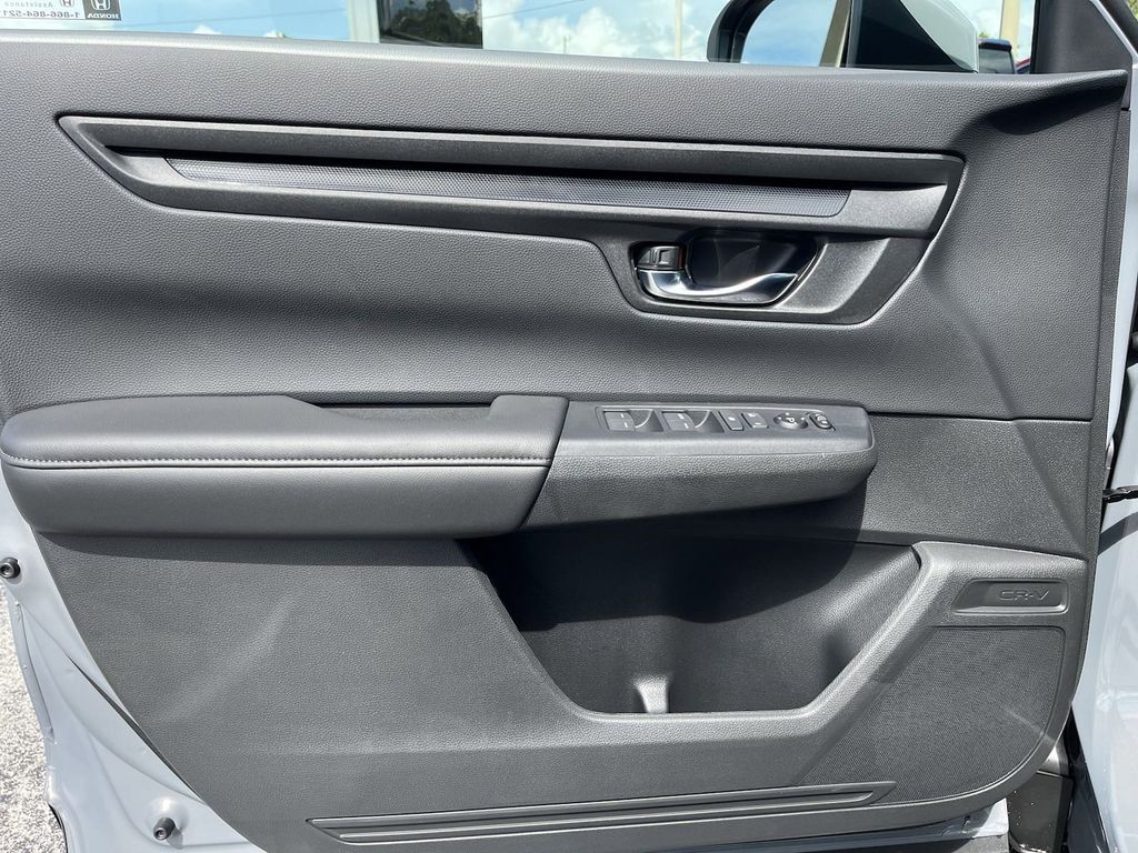 new 2025 Honda CR-V car, priced at $30,672
