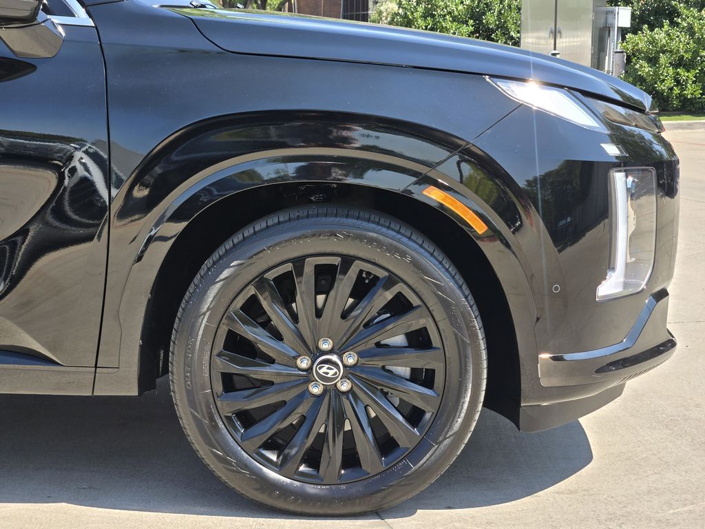 used 2024 Hyundai Palisade car, priced at $45,742