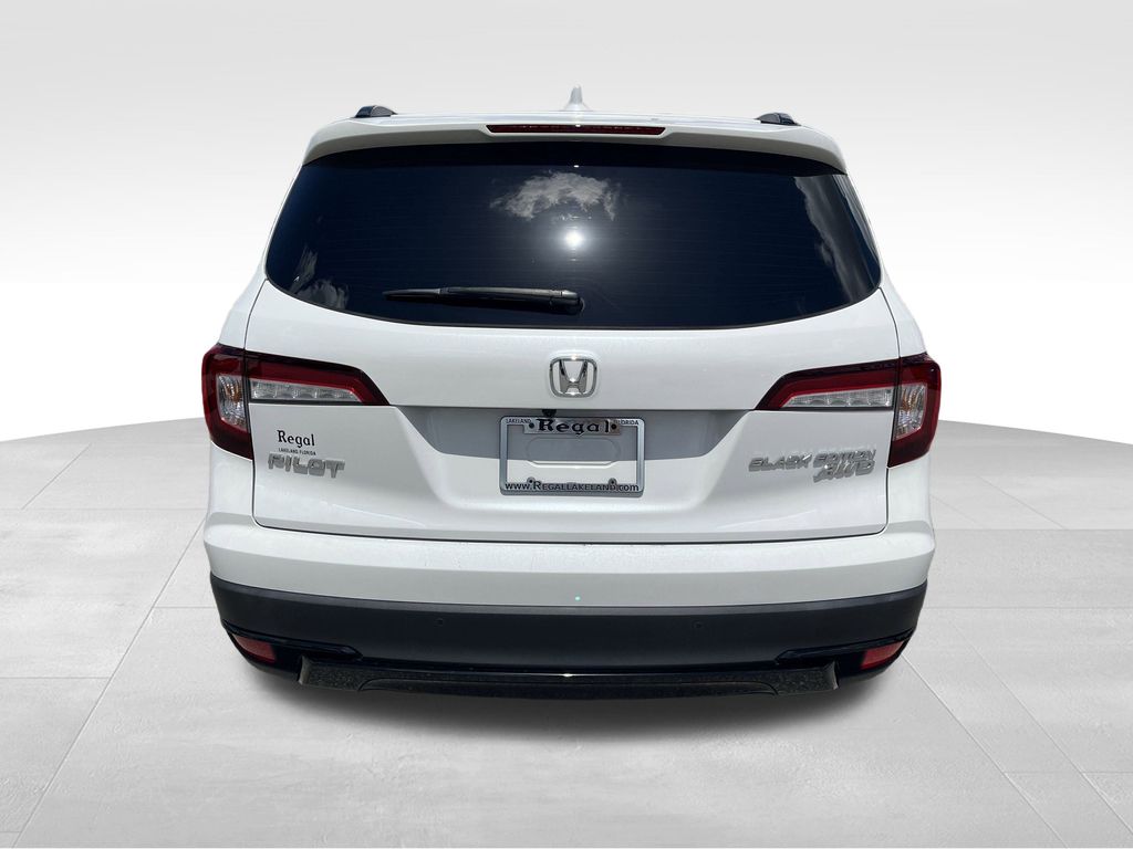 used 2022 Honda Pilot car, priced at $35,995