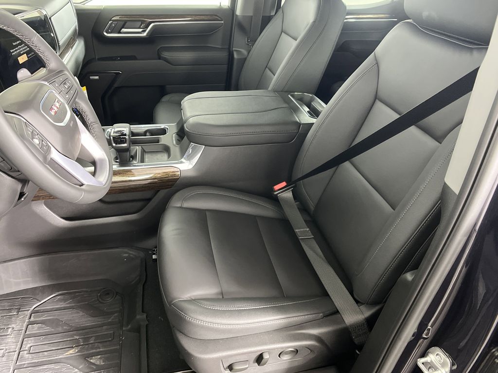 new 2025 GMC Sierra 1500 car, priced at $61,974