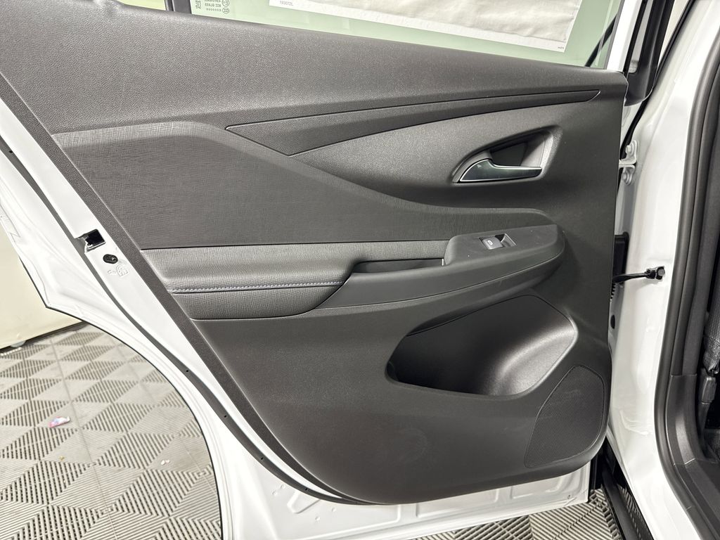 new 2025 Buick Envista car, priced at $29,075