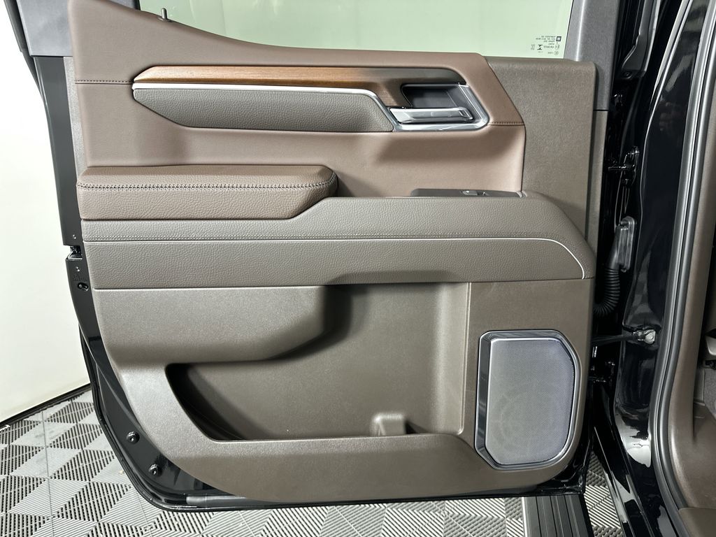 new 2025 GMC Sierra 1500 car, priced at $68,494