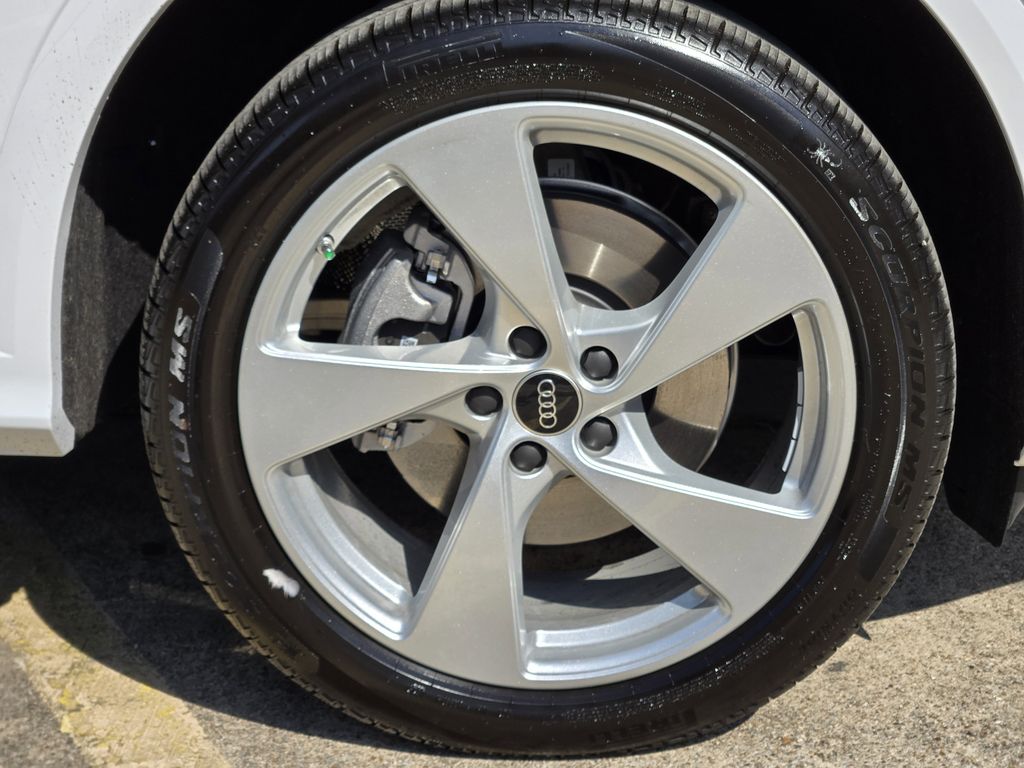 new 2025 Audi Q5 car, priced at $60,705