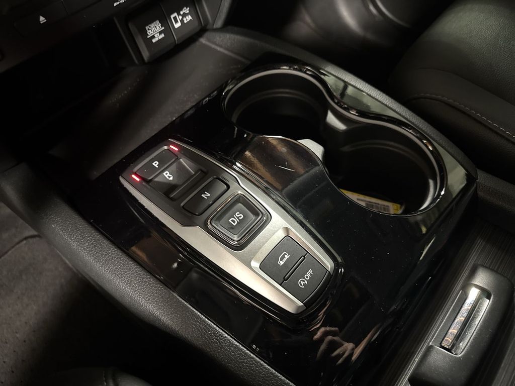 used 2022 Honda Pilot car, priced at $34,997