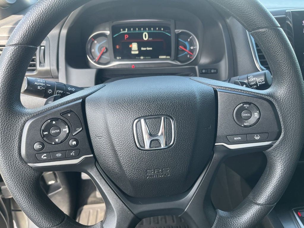 used 2022 Honda Pilot car, priced at $27,741