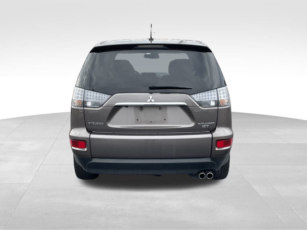 used 2013 Mitsubishi Outlander car, priced at $11,095