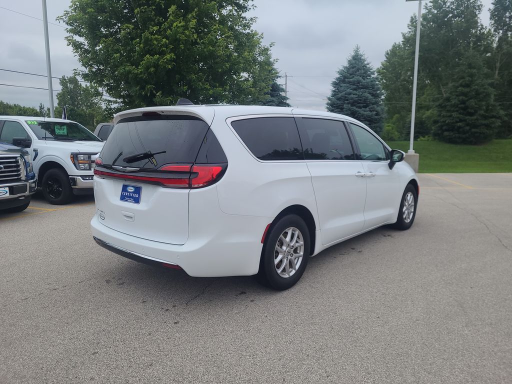 used 2023 Chrysler Pacifica car, priced at $24,987