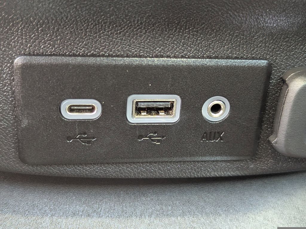 used 2024 Chevrolet Malibu car, priced at $17,994