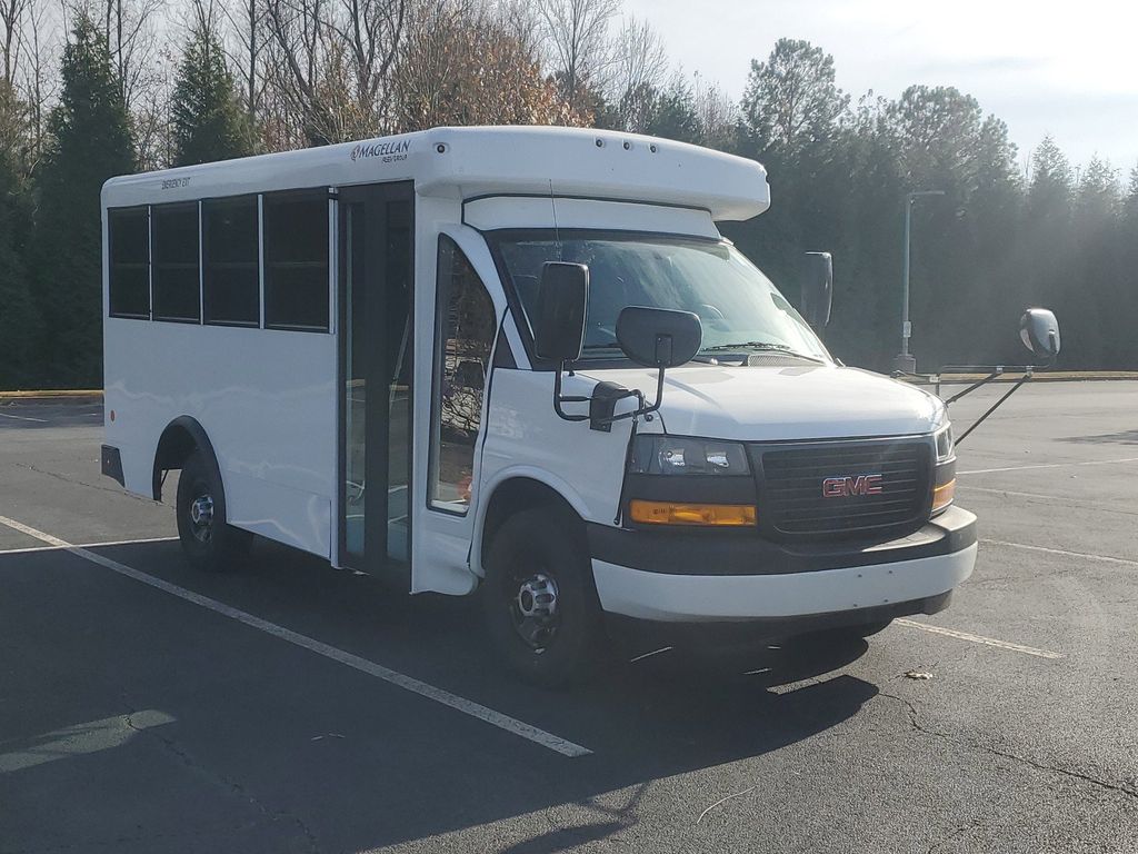 new 2023 GMC Savana 3500 car, priced at $32,954