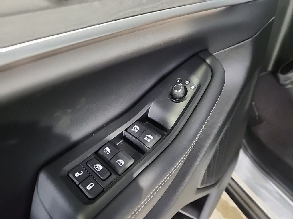 new 2024 Jeep Grand Cherokee L car, priced at $53,805