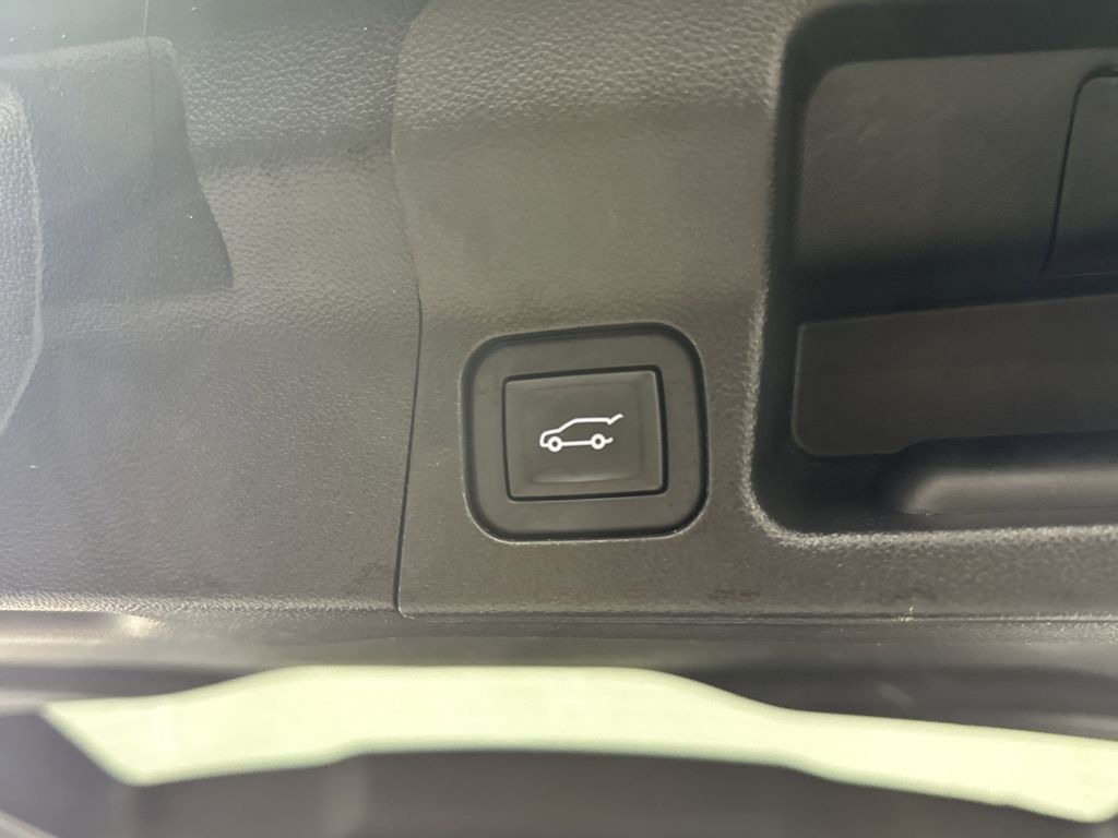 used 2023 GMC Acadia car, priced at $28,363