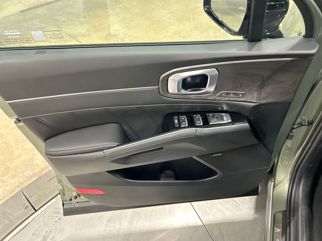 new 2025 Kia Sorento car, priced at $44,243