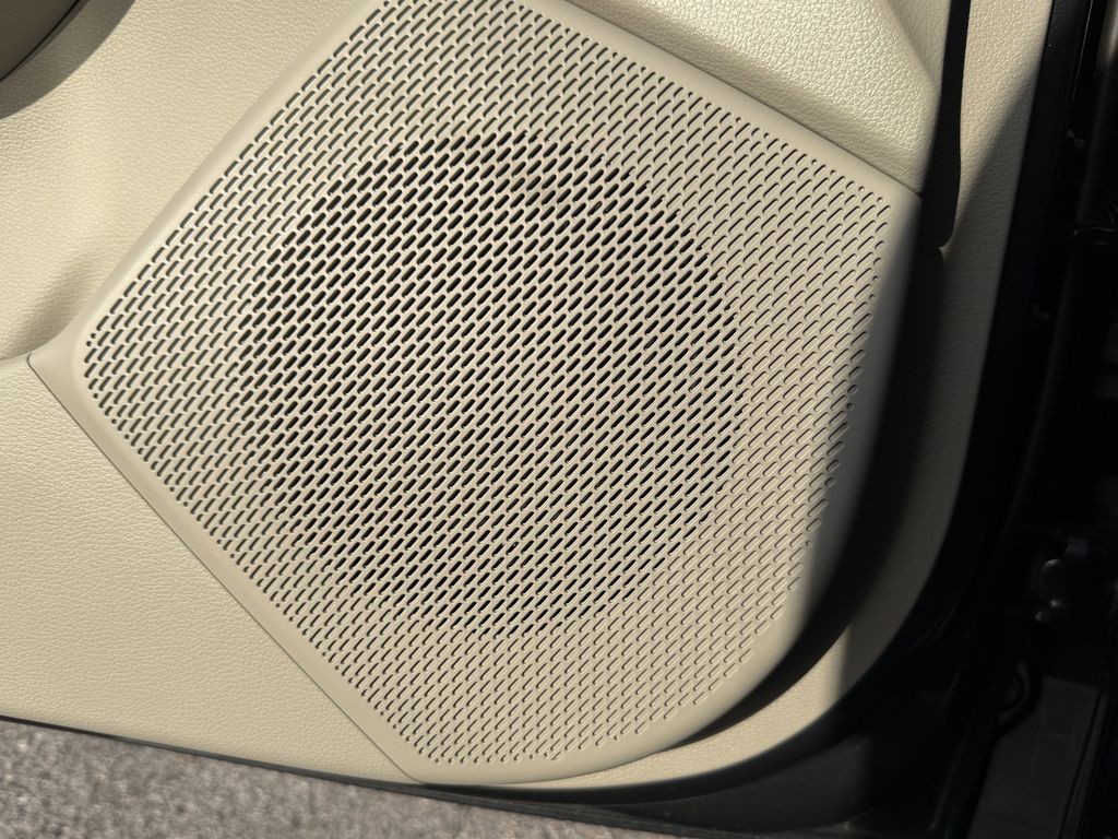 new 2025 Kia Soul car, priced at $25,042