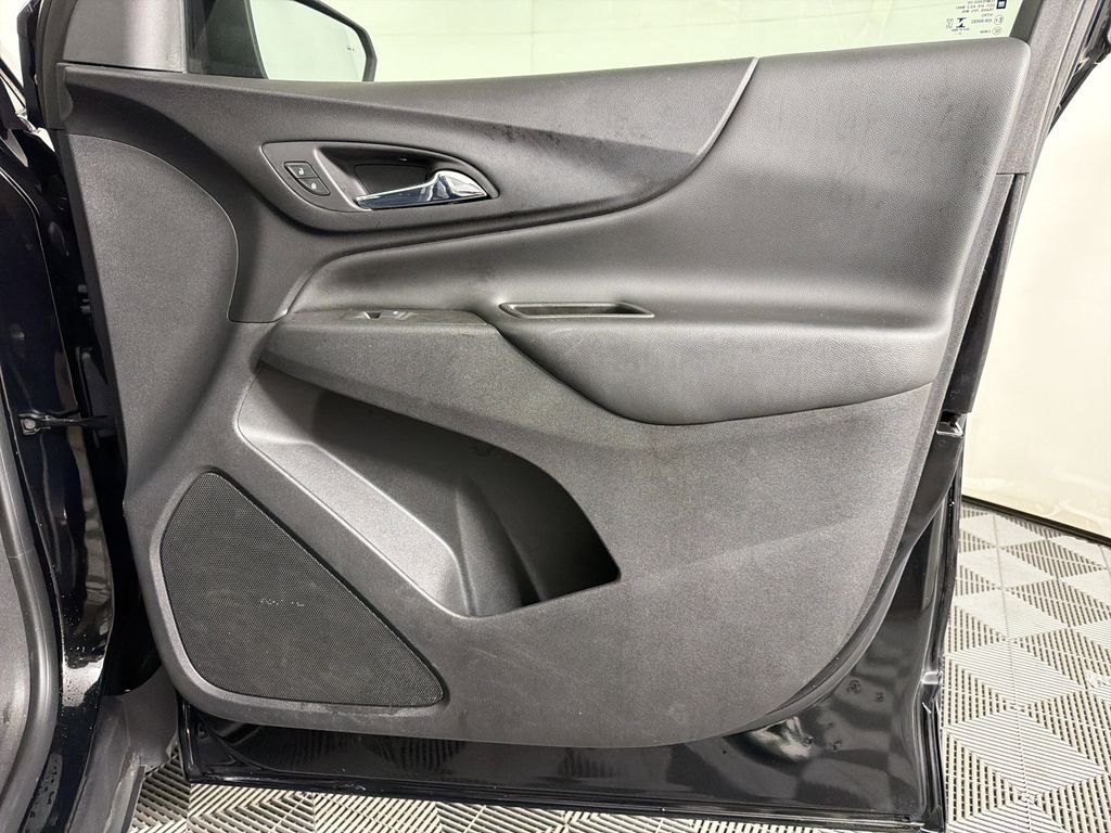 used 2022 Chevrolet Equinox car, priced at $16,498