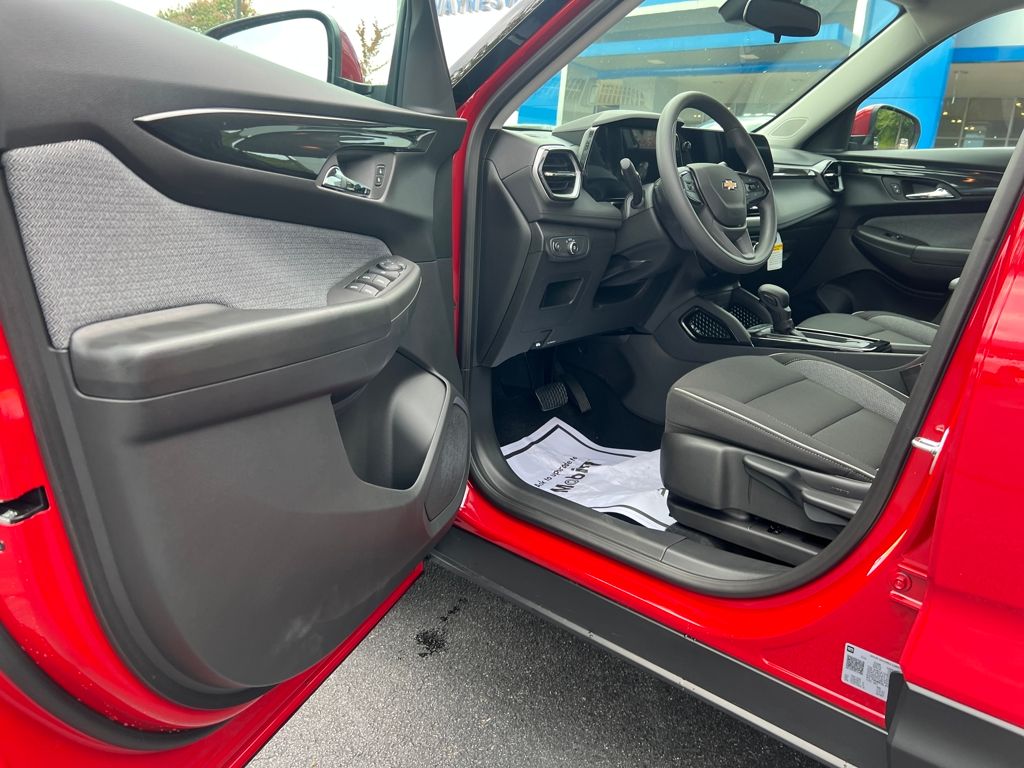 new 2026 Chevrolet TrailBlazer car, priced at $28,785